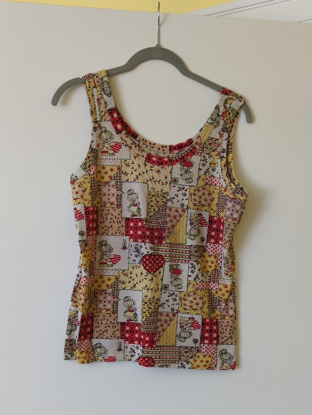 Vintage Patchwork Print Yellow & Red Scoop Neck Tank Top
